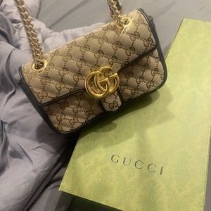 Gucci marmont mini bag